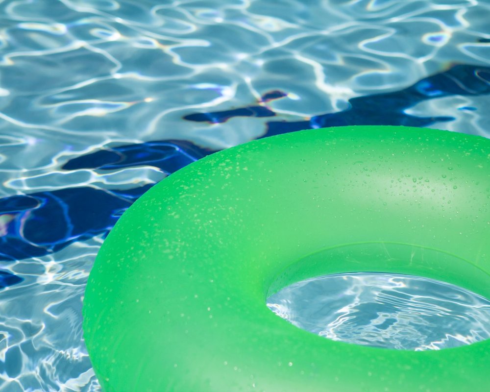 Une piscine dont vous
